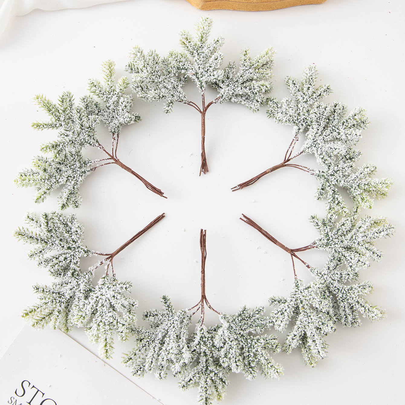6PCS Artificial Plant Green Le - đánh giá và giá Christmas Wreath Fake