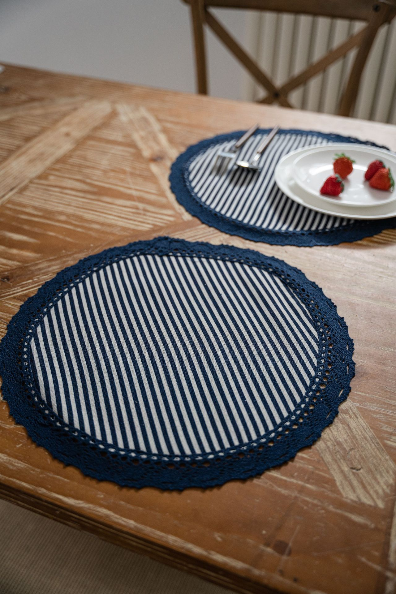 1/2/6 PC Red Striped Table Run - đánh giá và giá Christmas Table Runner